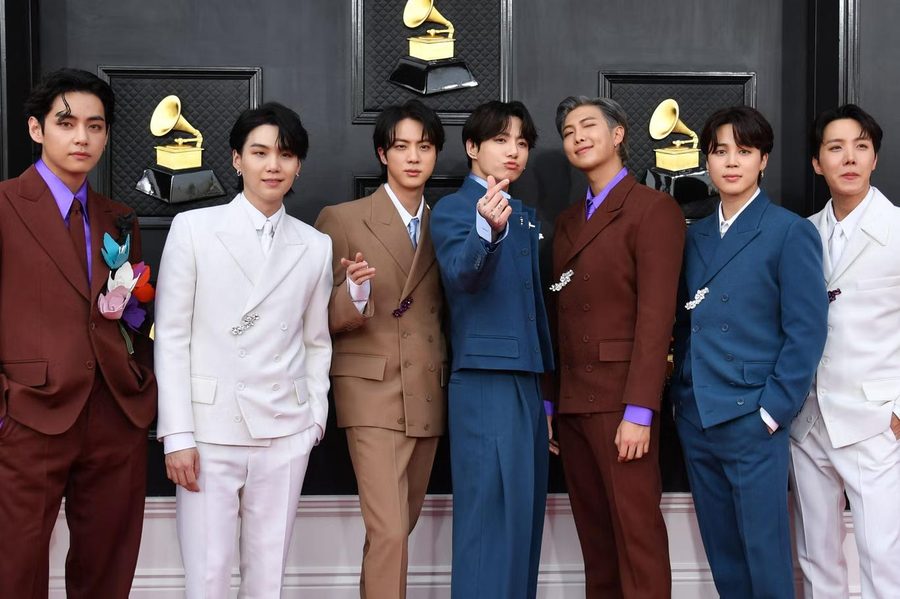 BTS'İN ŞİDDET İÇEREN VİDEO KLİPLERİ VE HEDEFTEKİ ÖĞRENCİLER
